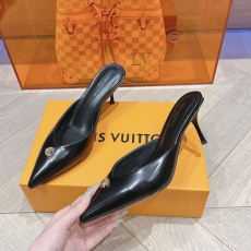 Louis Vuitton Slippers